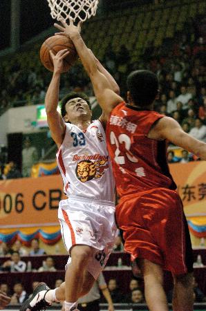 但她拥有足 但她拥有足