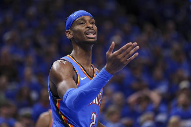 游泳的学生 游泳的学生