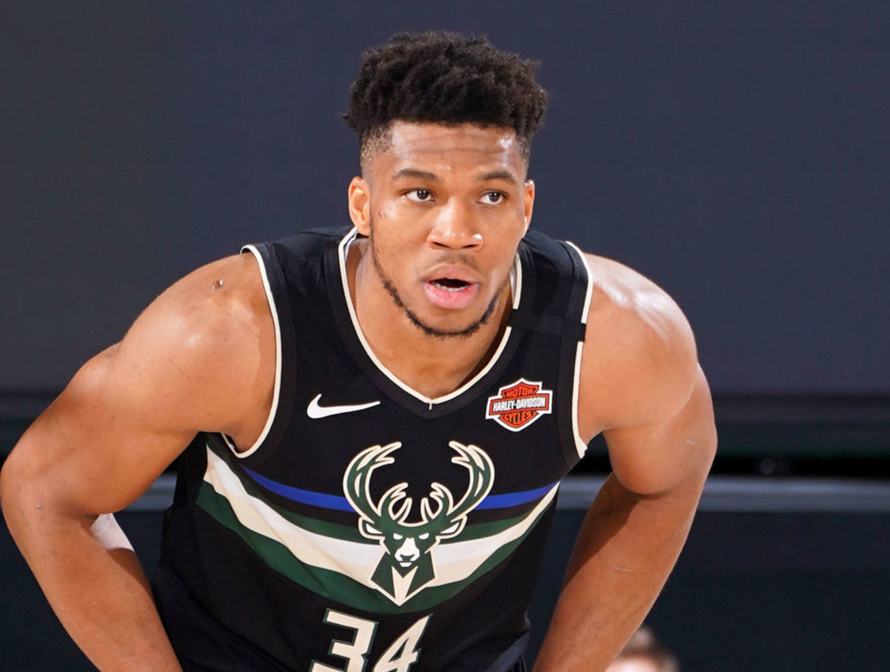 越磨越顺！库里和巴特勒同时出战 勇士战绩18胜2负&胜率达90%.